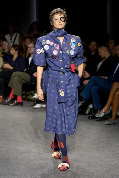 Look 7